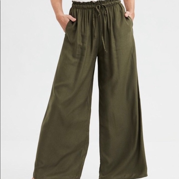 flowy pants american eagle